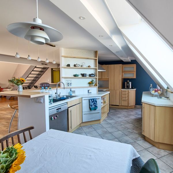 découvrez les principaux défis à relever lors de la rénovation de cuisines dans d’anciens appartements : contraintes techniques, optimisation de l’espace et choix des matériaux adaptés.