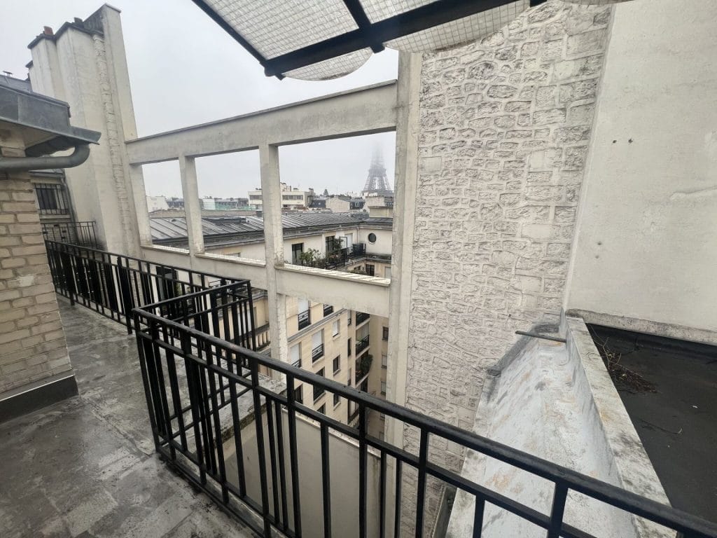 besoin d’un désamiantage à paris ? nos experts interviennent rapidement pour le retrait sécurisé de l’amiante dans tous types de bâtiments. devis gratuit et intervention conforme à la réglementation.