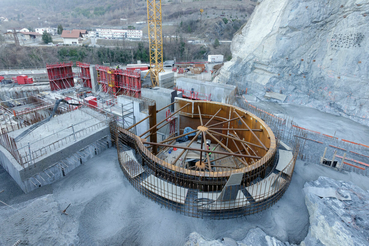 spécialiste des énergies renouvelables à paris 75005, nous vous accompagnons dans la rénovation écologique de votre logement : conseils, installation solaire, pompes à chaleur et économies d’énergie.