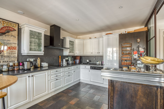 découvrez comment aménager votre appartement à paris selon les principes du feng shui pour attirer harmonie, bien-être et énergie positive dans votre espace de vie.