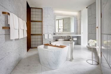 découvrez des inspirations uniques pour votre salle de bain à paris 75005 : idées déco, aménagements tendance et conseils pour créer une ambiance chic et moderne dans le 5e arrondissement.