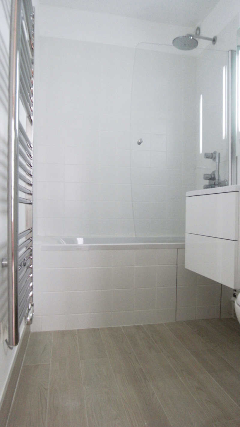 optimisez le confort et l'efficacité énergétique de votre salle de bain à paris grâce à une isolation professionnelle. découvrez nos solutions sur mesure pour une pièce saine, durable et bien isolée.