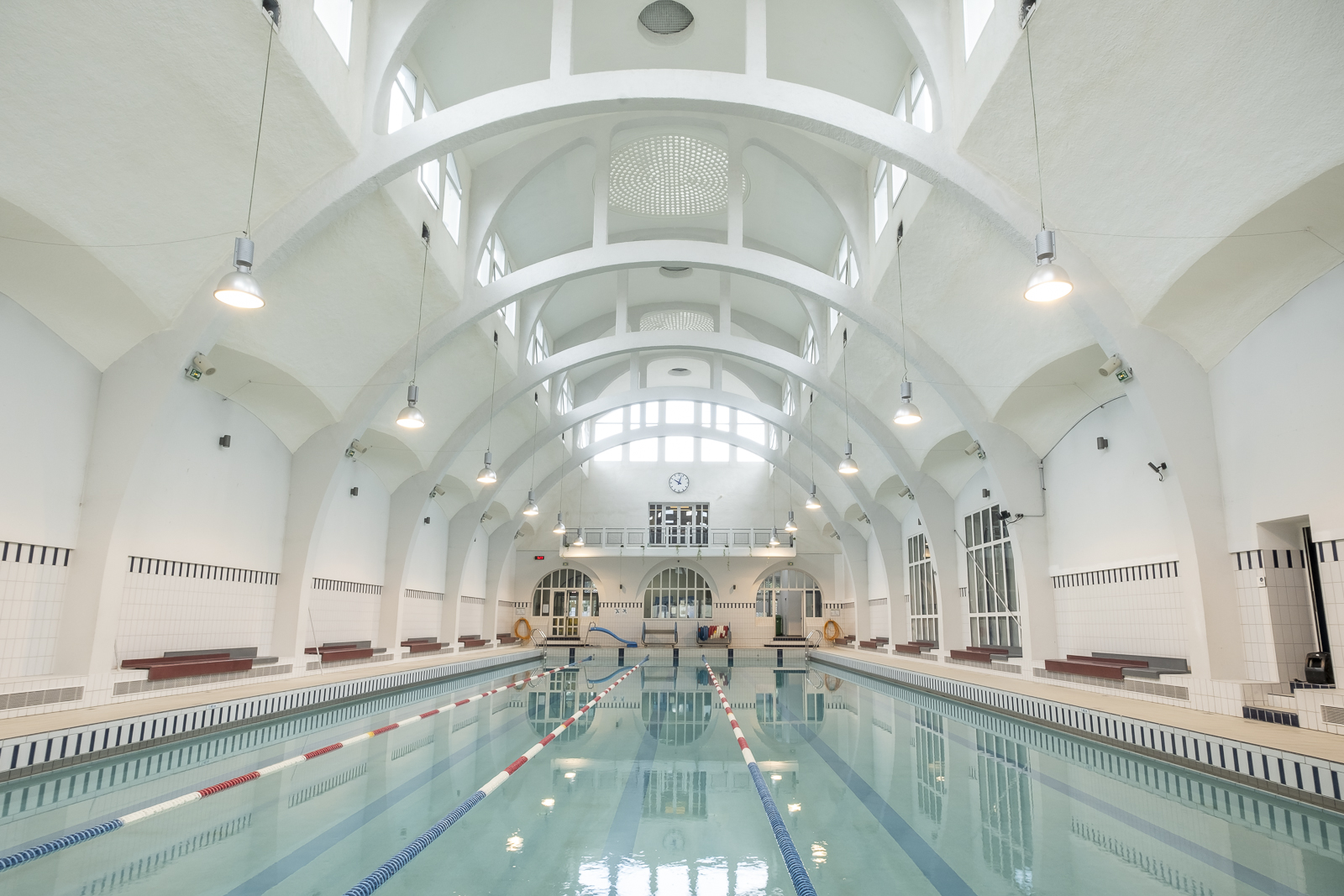 découvrez les nouveaux bassins et piscines à paris : nouveautés, adresses tendance et activités aquatiques pour profiter de l’été dans la capitale.
