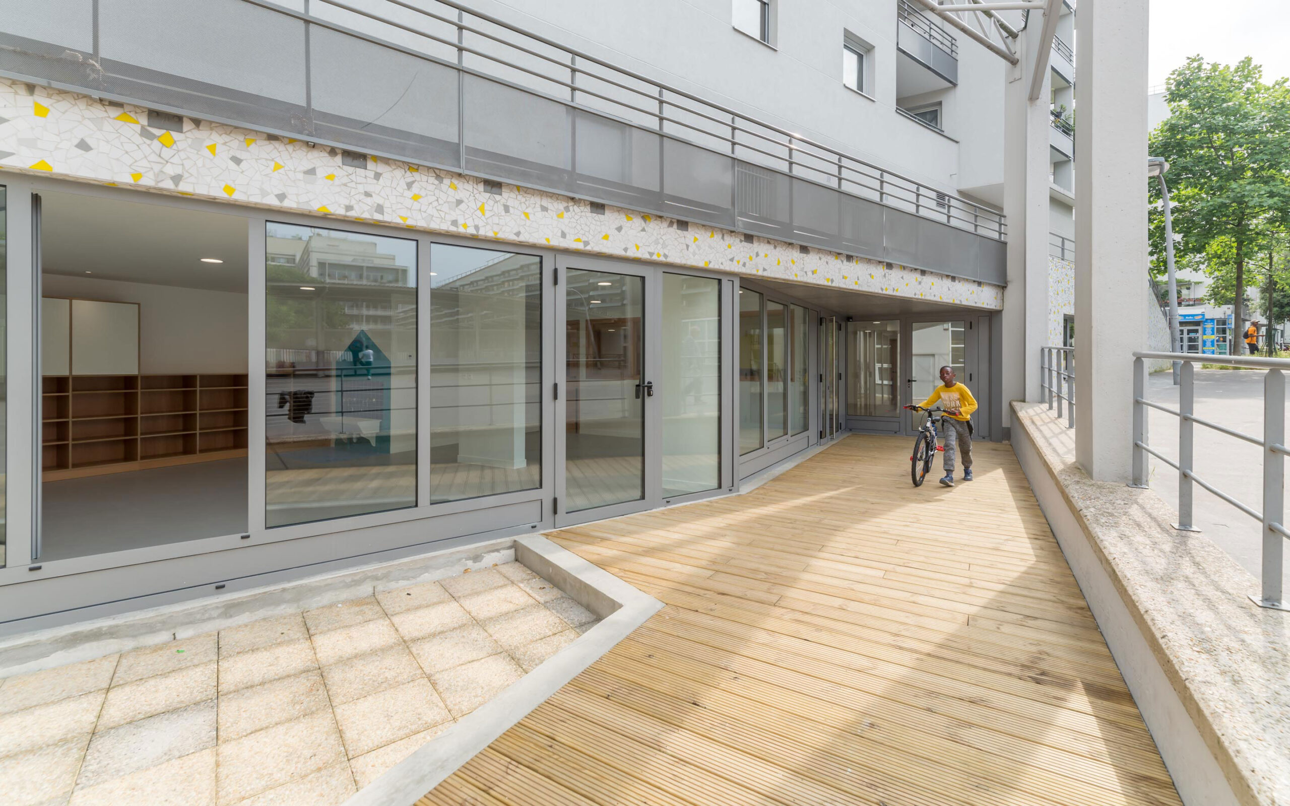 découvrez les préoccupations liées à la rénovation des écoles à paris : retards des travaux, sécurité, qualité des infrastructures et impact sur la vie scolaire des élèves.