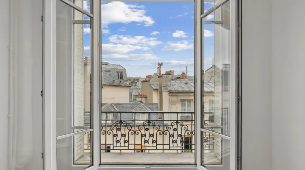 confiez votre rénovation intérieure à paris 75005 à des experts. transformez votre appartement ou maison avec des services personnalisés, devis gratuit et accompagnement sur mesure.