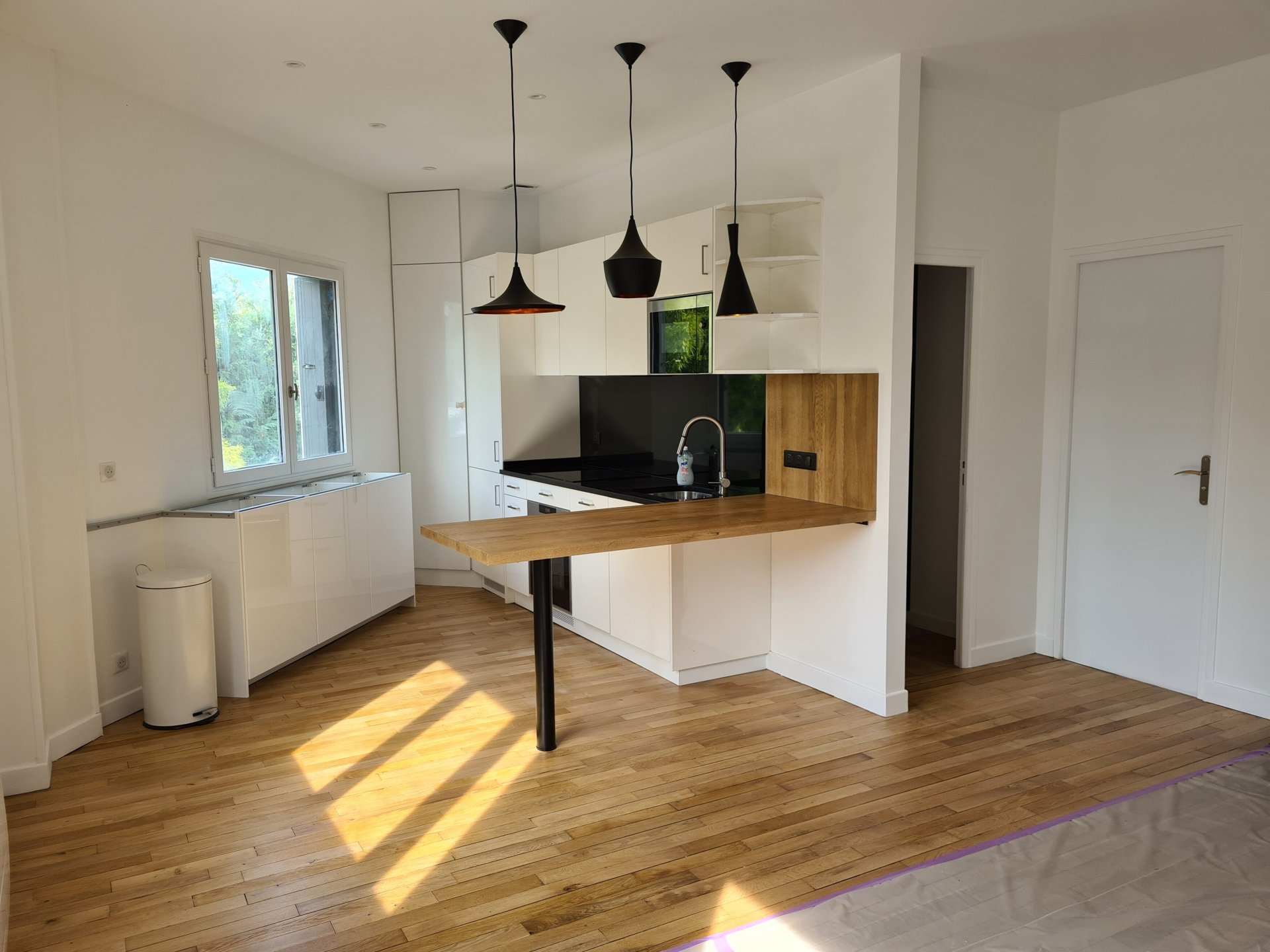 découvrez nos solutions complètes de rénovation à malakoff : travaux de qualité, conseils personnalisés et accompagnement sur-mesure pour rénover votre appartement ou maison avec succès.