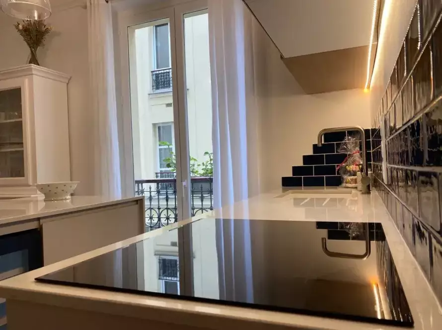 découvrez notre expertise en rénovation moderne à paris : transformation d'appartements, maisons et locaux avec des matériaux de qualité, un design contemporain et des solutions sur-mesure adaptées à vos besoins.