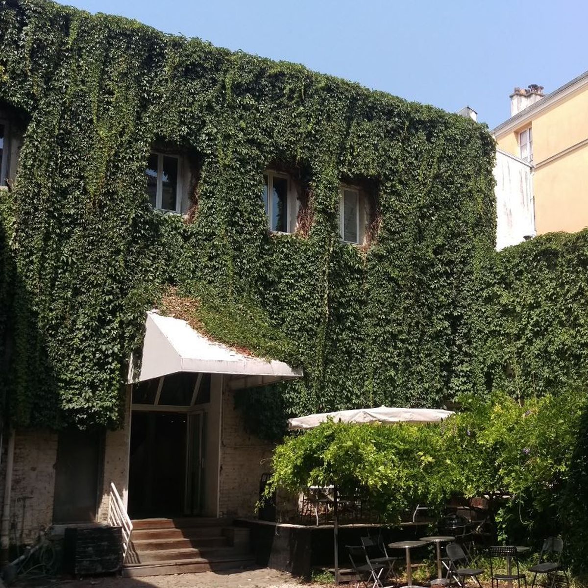 spécialistes de la rénovation à paris 75005, nous vous accompagnons dans vos travaux d'appartement ou de maison : conseils personnalisés, devis gratuit, qualité garantie.