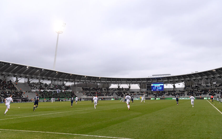 découvrez nos services de rénovation sportive à paris : aménagement, modernisation et entretien de vos équipements et infrastructures sportives pour des espaces performants et sécurisés.