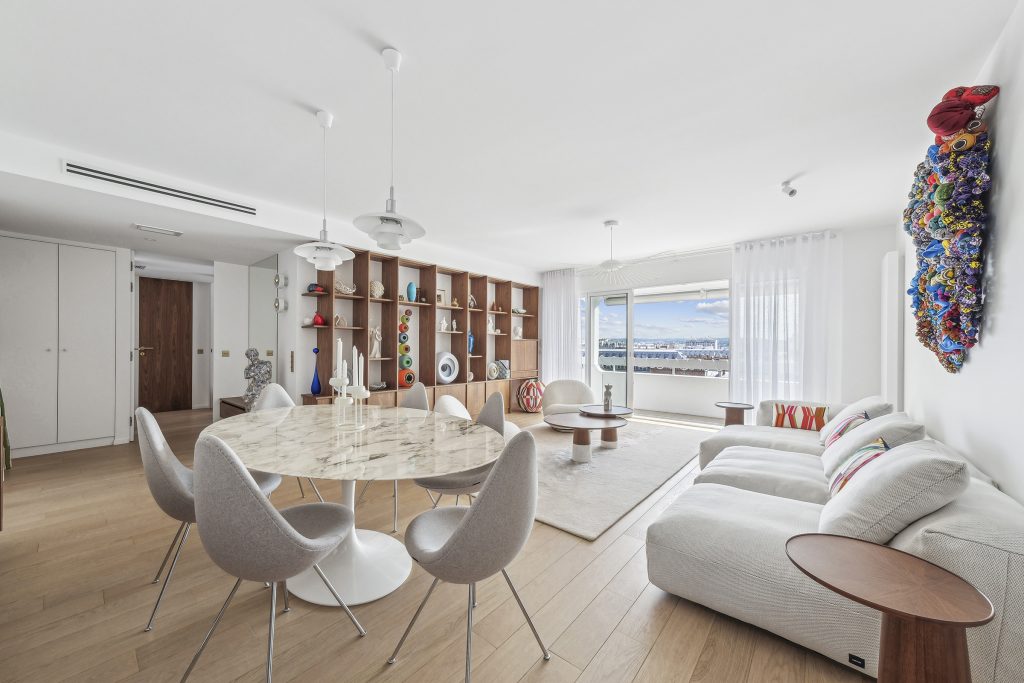 découvrez ce studio rénové situé au cœur du 5e arrondissement de paris. offrant confort, modernité et proximité des commodités, il est idéal pour étudiants ou jeunes actifs.