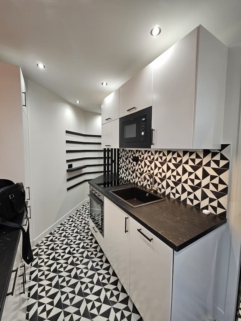 améliorez la qualité de l'air de votre studio à paris 75005 grâce à nos solutions de ventilation sur-mesure pour la rénovation. installation rapide, conseils personnalisés et efficacité énergétique garantis.