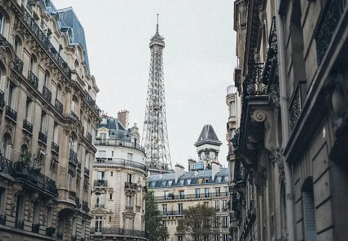 découvrez le coût moyen d’une rénovation dans le 5ᵉ arrondissement de paris : budgets au mètre carré, facteurs d’estimation, conseils pour optimiser votre projet et obtenir le meilleur rapport qualité-prix.