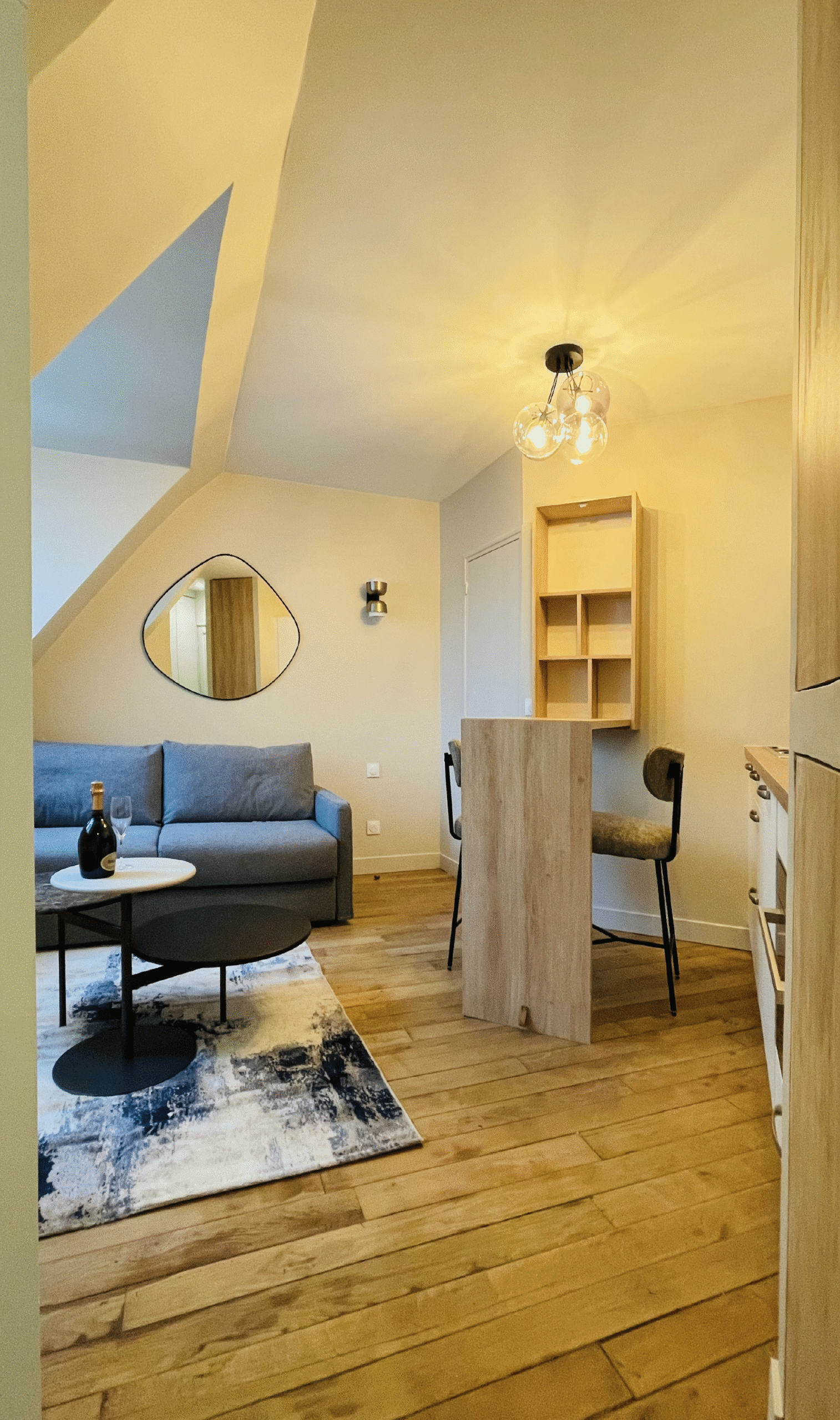 confiez votre rénovation intérieure à paris 75005 à des experts ! bénéficiez de conseils personnalisés, de prestations de qualité et de solutions adaptées pour tous vos projets d’aménagement dans le 5ème arrondissement. demandez votre devis gratuit !