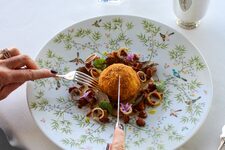 découvrez la tour d'argent, une référence emblématique de la cuisine française à paris 75005, alliant tradition et excellence gastronomique.