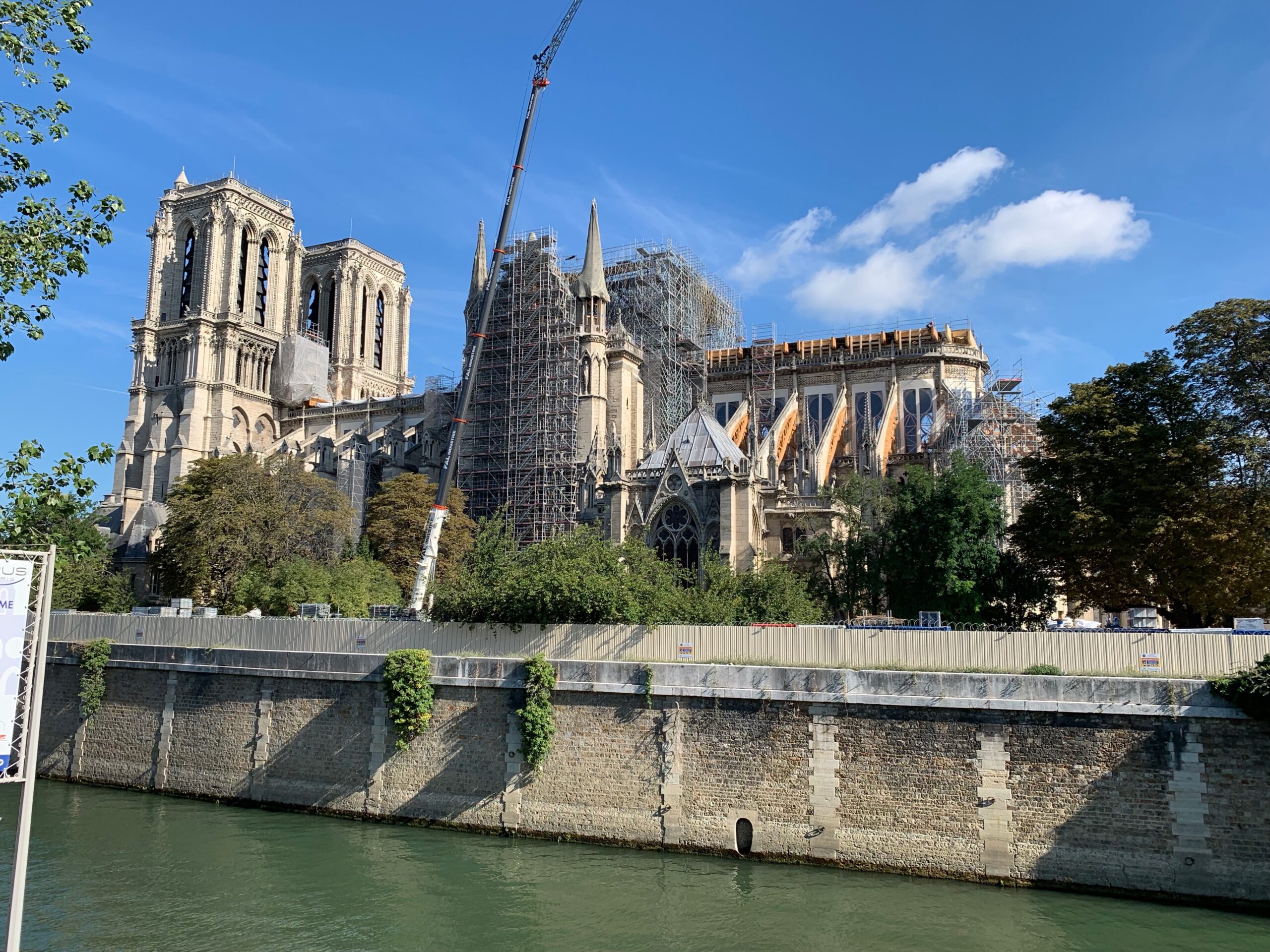 découvrez les nouveaux travaux de restauration de notre-dame et comment vous pouvez contribuer à cet appel à la générosité pour préserver ce monument emblématique.
