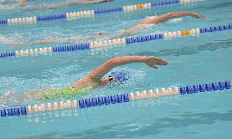 découvrez l'incertitude qui plane sur les piscines à paris et son impact sur les nageurs. informations à jour et conseils pour profiter de la natation en toute sécurité.