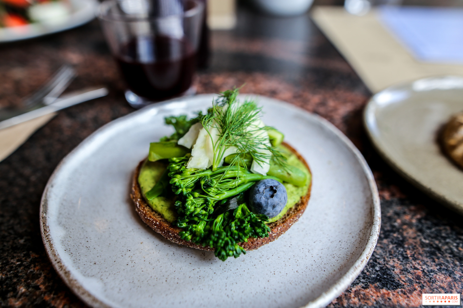 découvrez les restaurants incontournables du 5e arrondissement de paris, où la gastronomie française se mêle à un cadre historique unique pour une expérience culinaire inoubliable.