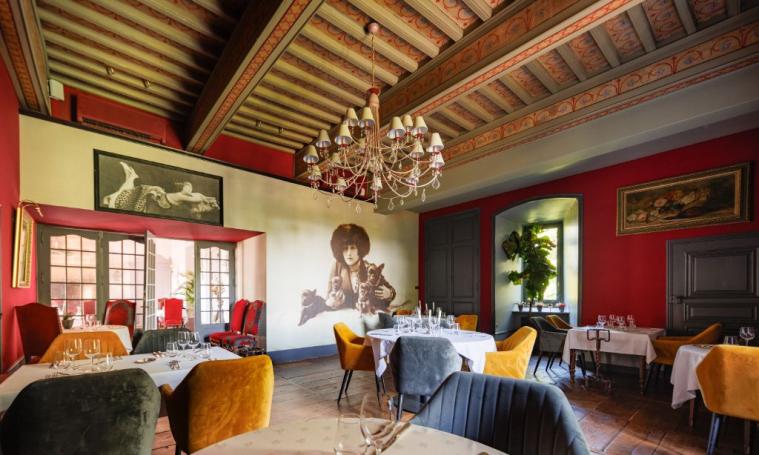 découvrez la table de colette, une expérience culinaire incontournable alliant saveurs raffinées et ambiance chaleureuse pour un moment inoubliable.