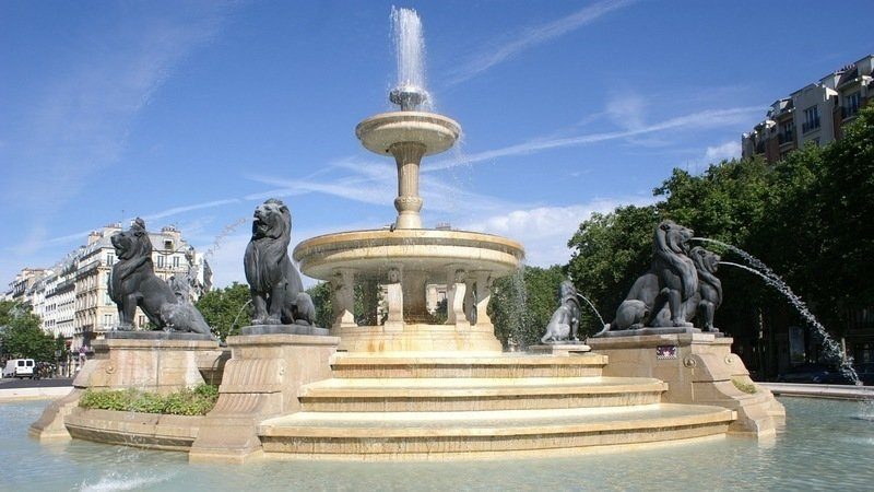 les habitants de la place félix-éboué expriment leur opposition au projet de réaménagement, soulevant des inquiétudes sur l'impact local et la préservation de leur cadre de vie.