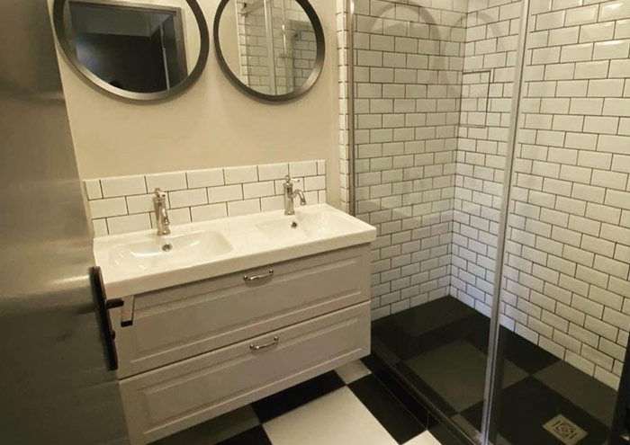 rénover votre salle de bain à paris avec un artisan qualifié pour un résultat sur-mesure et durable. expertise, conseils personnalisés et travaux de qualité garantis.