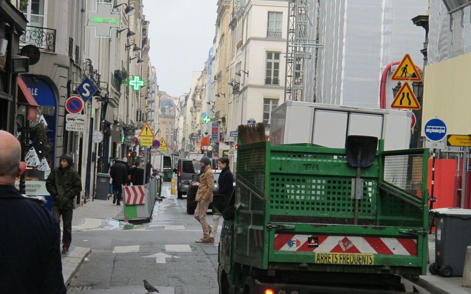découvrez les résultats contrastés de la piétonisation de la rue des petits-champs, entre avantages pour les piétons et défis pour les commerçants.