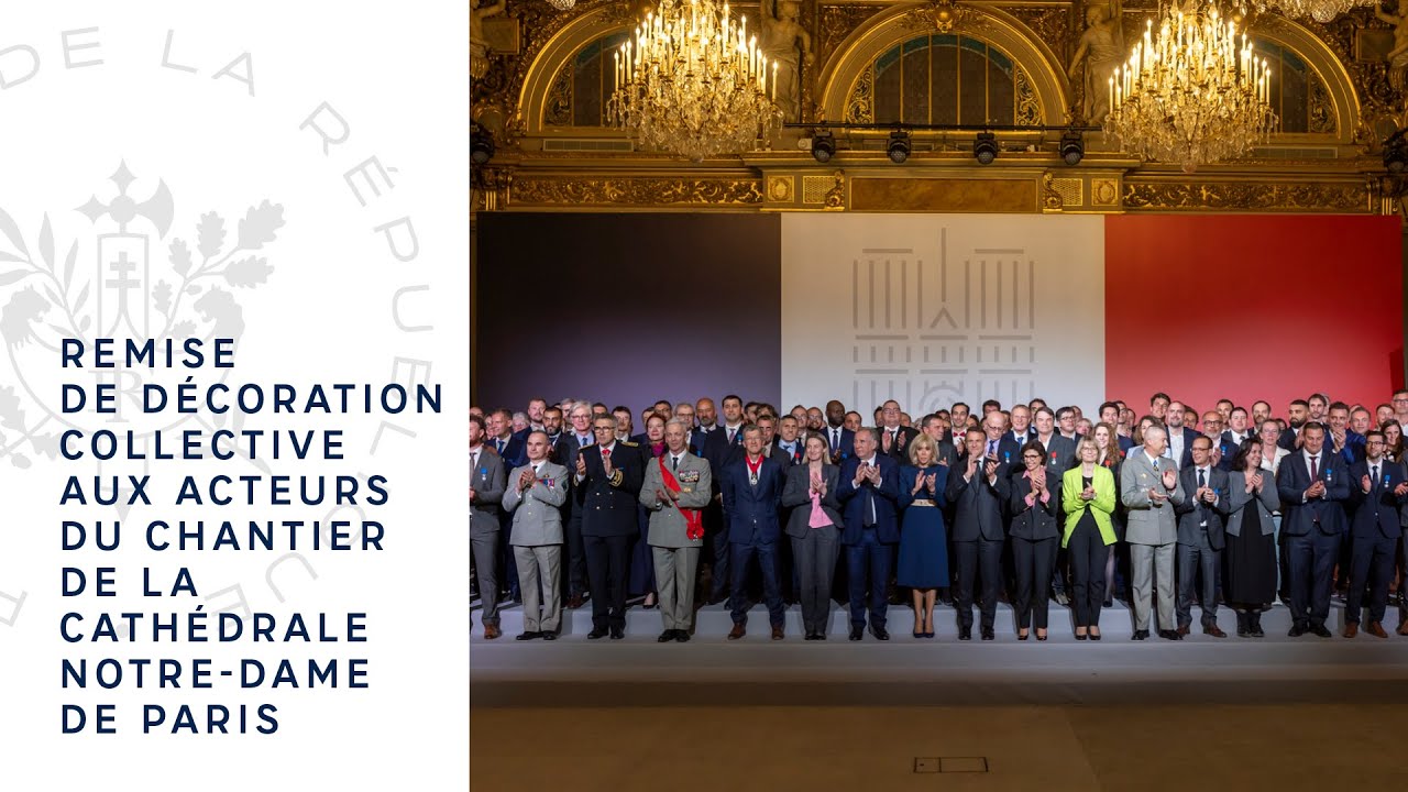célébration des compagnons de notre-dame à l’élysée, honorant leur engagement et leur dévouement lors d’une cérémonie officielle.