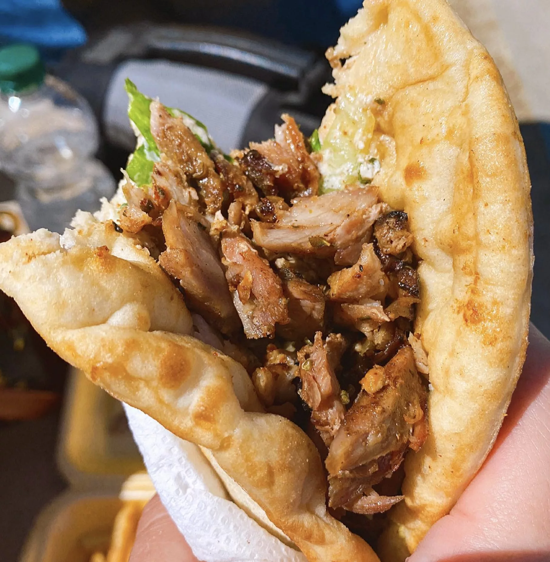 découvrez la cuisine grecque authentique au cœur du 5e arrondissement, avec des saveurs traditionnelles et des plats faits maison qui vous transportent en grèce.