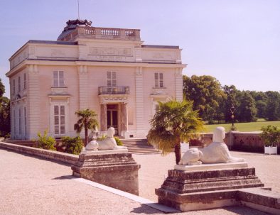 découvrez la renaissance du domaine de bagatelle au xixe siècle, une période clé pour son patrimoine historique et architectural.