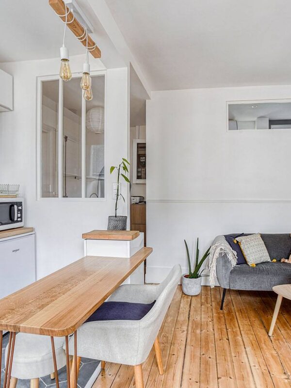 expertise en rénovation acoustique pour logements anciens à paris, améliorant le confort sonore tout en respectant le charme et l'authenticité du bâti.