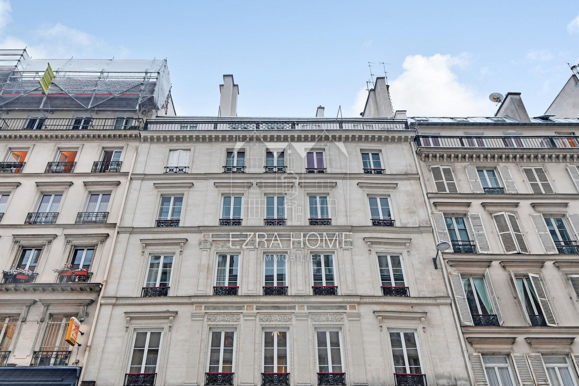 restauration de la façade nord de la madeleine à paris prévue dès l'été 2026, alliant préservation du patrimoine et modernité.