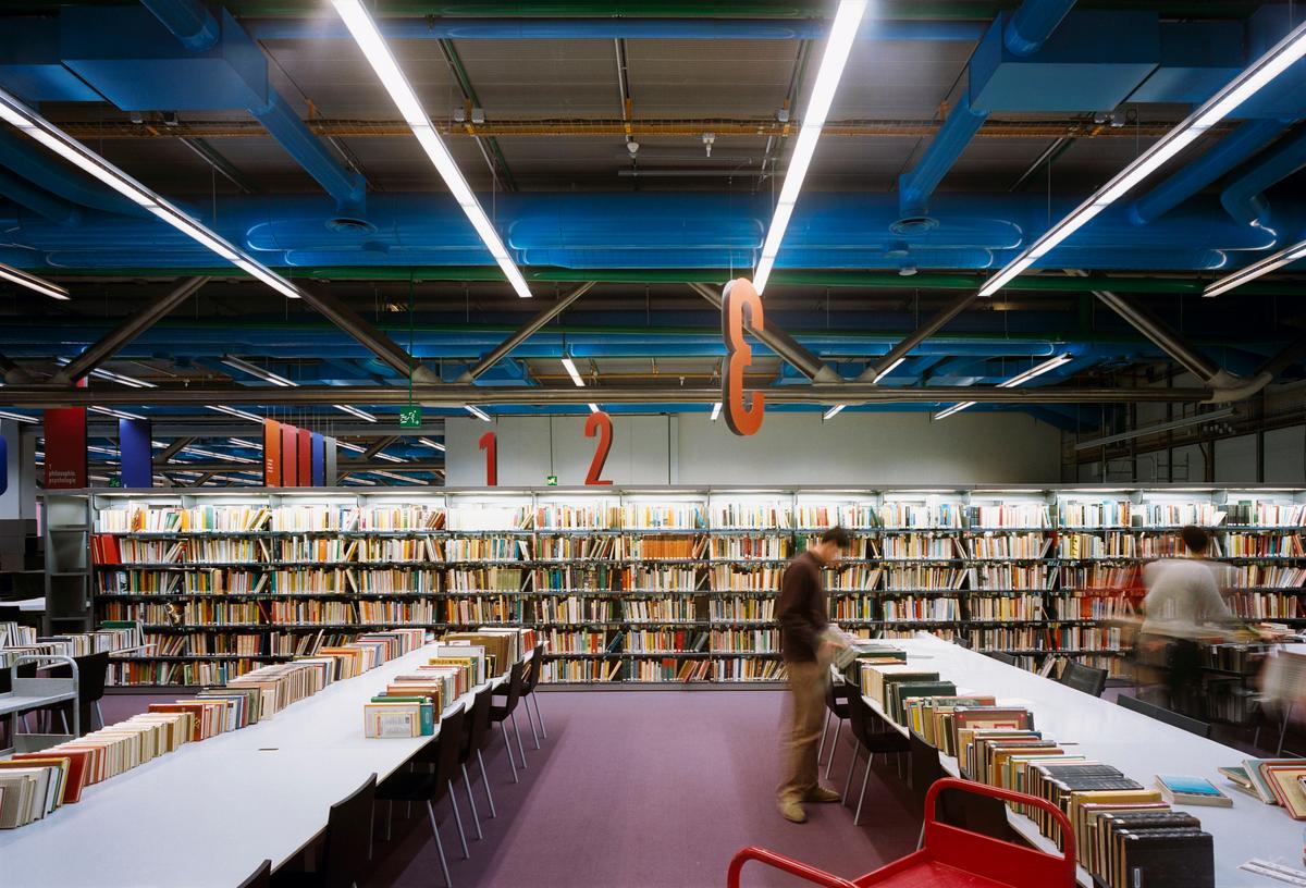 découvrez les travaux de réinstallation de la bibliothèque du centre pompidou, alliant modernité et accessibilité pour une meilleure expérience culturelle.